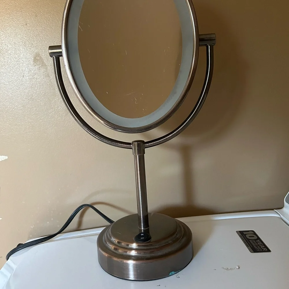 Mirror - Picture 3 of 12
